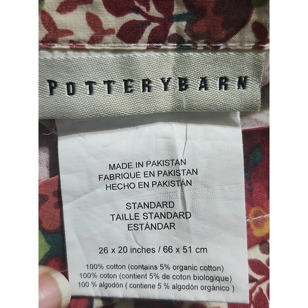 Pottery Barn Darcy Medallion Paisley Standard Pillow Sham Red Cotton 26x20‎